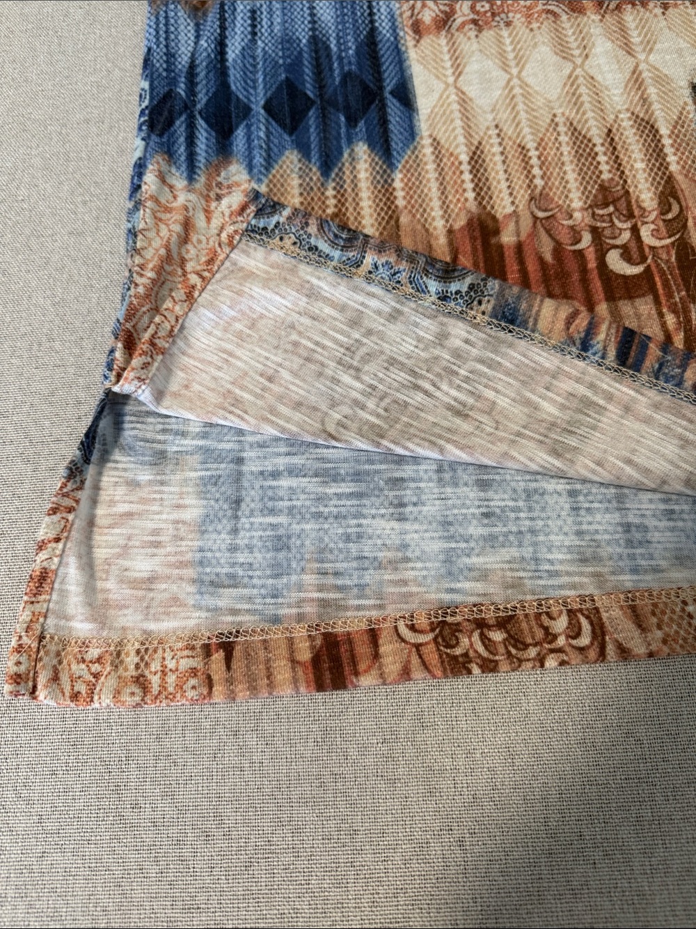 Alfred Dunner Blue and Tan Patchwork-Print 3/4 Sleeve Tunic SZM - Picture 12 of 13